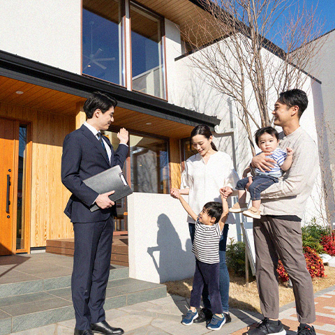 混雑時でも優先的にご案内いたしますので、お忙しい方に便利です。